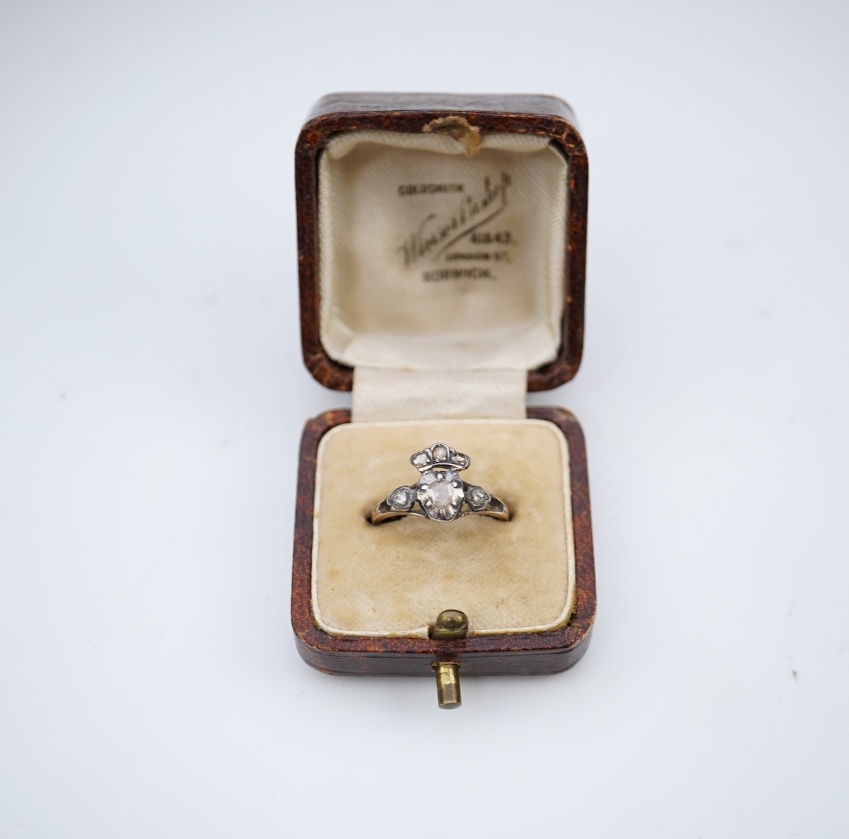 A diamond ring, 19th century